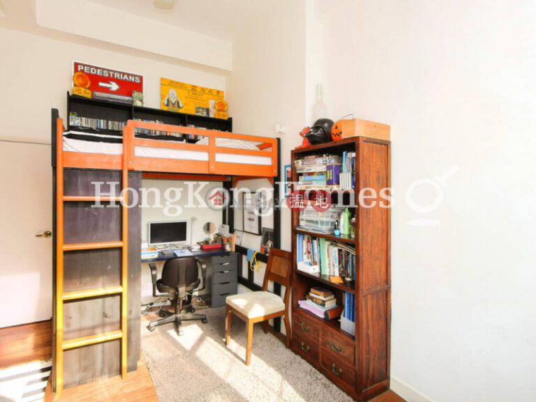 3 Bedroom Family Unit for Rent at Albany CourtAlbany Court(雅鑾閣)Rental