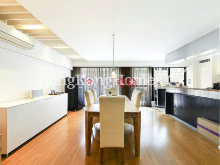 3 Bedroom Family Unit at Aqua 33 | For Sale