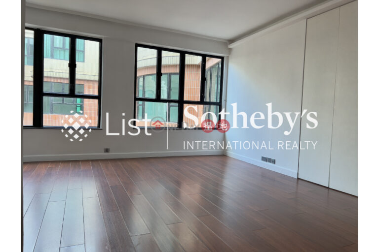 Property for Sale at Regent Palisades with Studio