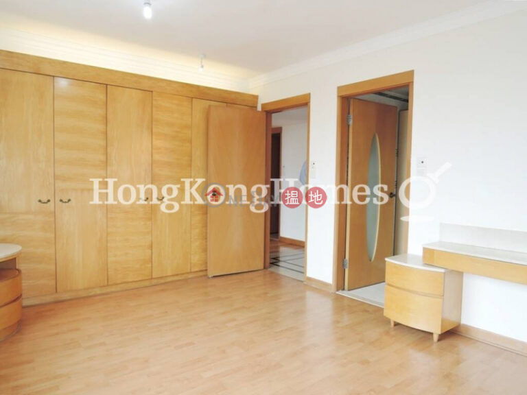 3 Bedroom Family Unit at Block 19-24 Baguio Villa | For Sale