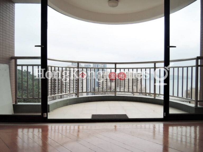 3 Bedroom Family Unit at Block 19-24 Baguio Villa | For Sale