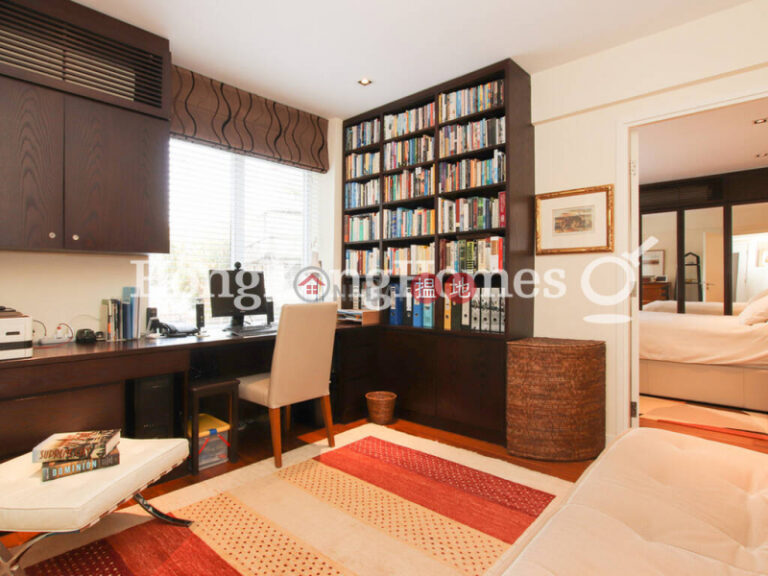 4 Bedroom Luxury Unit at BLOCK A+B LA CLARE MANSION | For Sale