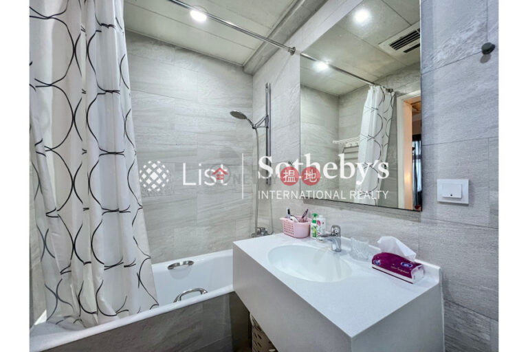 Property for Sale at Bayview Court with 2 Bedrooms