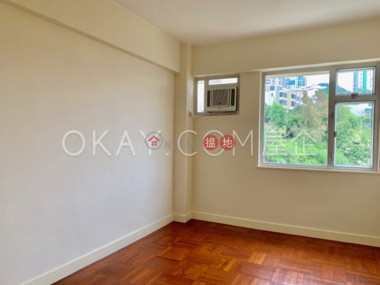 Efficient 4 bed on high floor with sea views & balcony | Rental