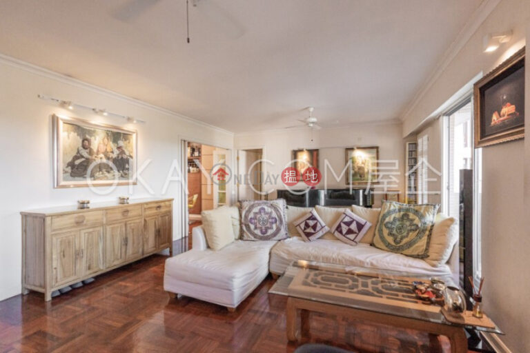 Charming 3 bedroom with balcony & parking | For Sale