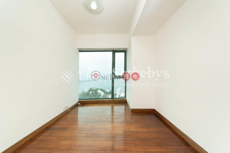 Property for Sale at Royalton with 4 Bedrooms