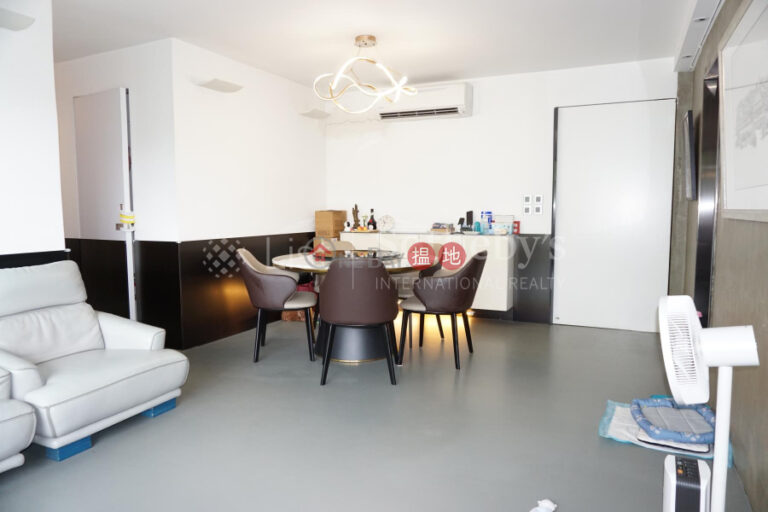 Property for Sale at Block 28-31 Baguio Villa with 3 Bedrooms