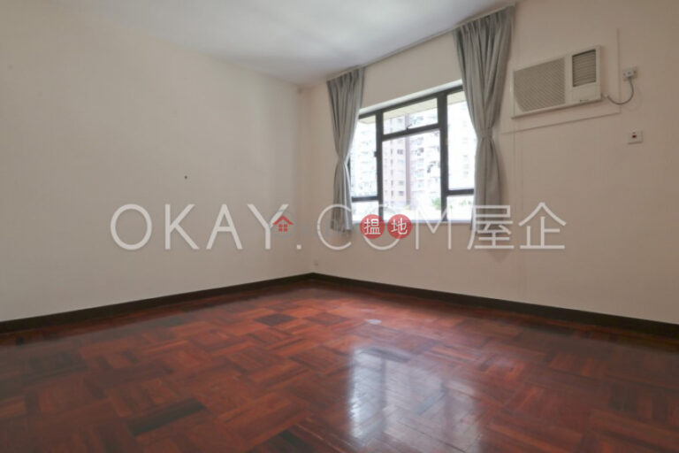 Efficient 4 bedroom with balcony & parking | Rental
