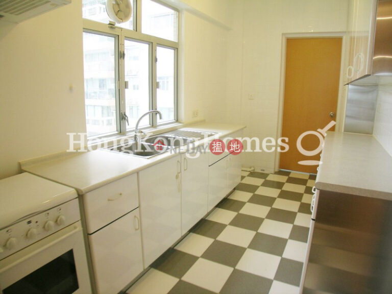 4 Bedroom Luxury Unit at Scenic Villas | For Sale