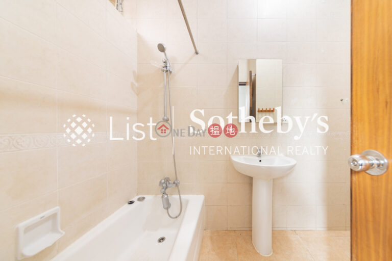 Property for Rent at 6 - 12 Crown Terrace with 3 Bedrooms