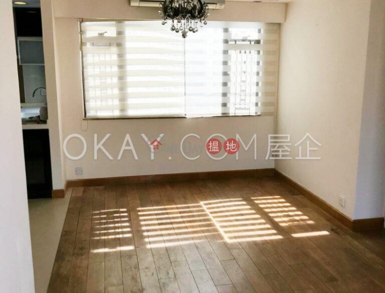 Tasteful 3 bed on high floor with sea views & rooftop | For Sale