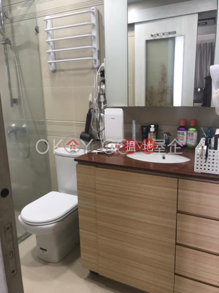 Efficient 3 bedroom with sea views & balcony | Rental