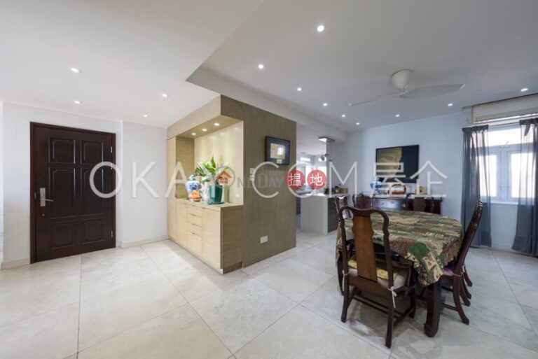 Beautiful 2 bedroom with balcony & parking | For Sale