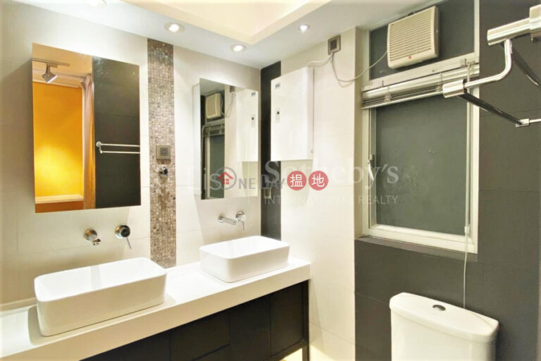 Property for Sale at Block 28-31 Baguio Villa with 2 Bedrooms