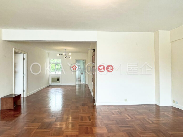 Efficient 4 bedroom with balcony & parking | For Sale