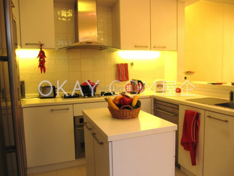 Luxurious 2 bedroom with terrace & balcony | Rental