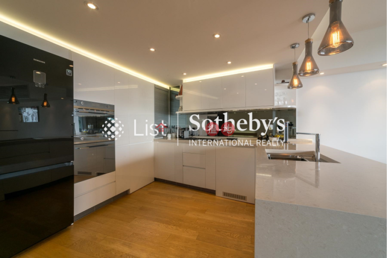 Property for Rent at Greenery Garden with 3 Bedrooms