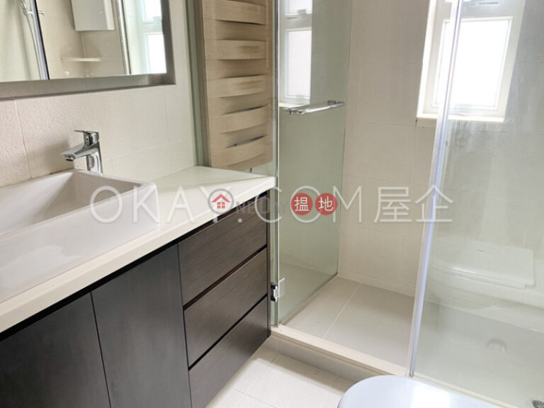 Efficient 2 bed on high floor with rooftop & balcony | For Sale