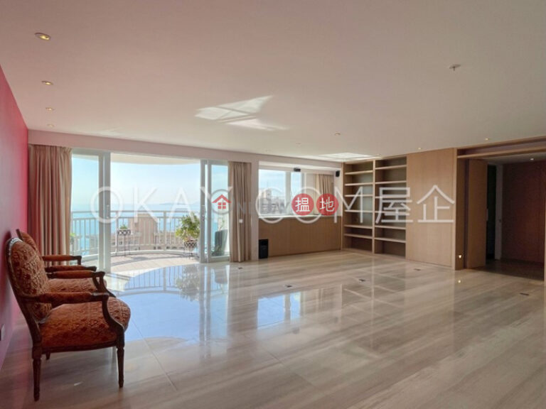 Efficient 2 bedroom with balcony & parking | Rental