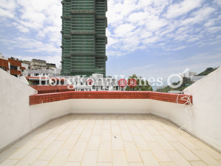 4 Bedroom Luxury Unit at Aqua 33 | For Sale