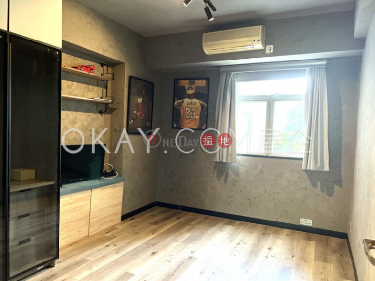 Tasteful 3 bedroom with parking | For Sale