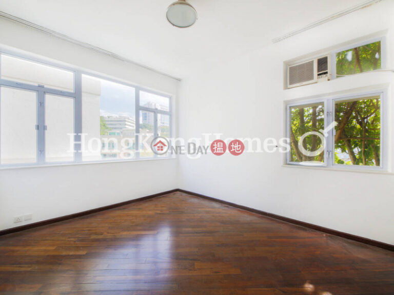 3 Bedroom Family Unit for Rent at Bisney Villas