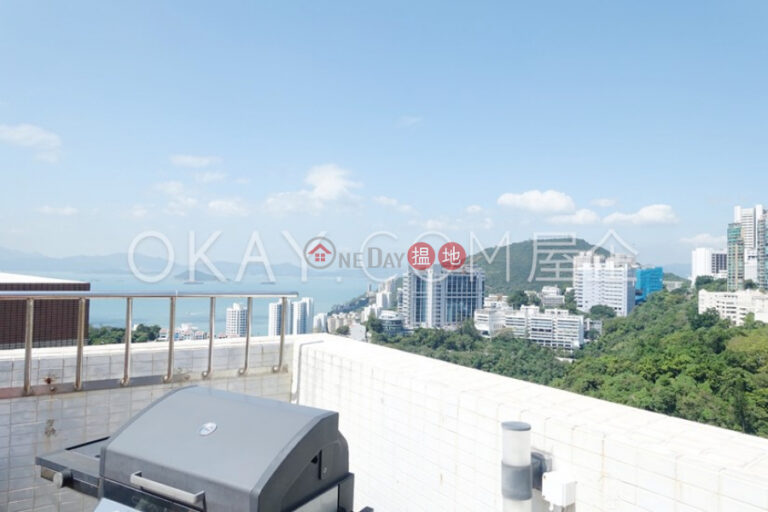 Efficient 3 bed on high floor with rooftop & parking | For Sale