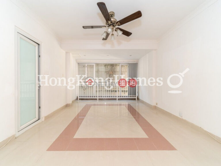 2 Bedroom Unit at Block 25-27 Baguio Villa | For Sale