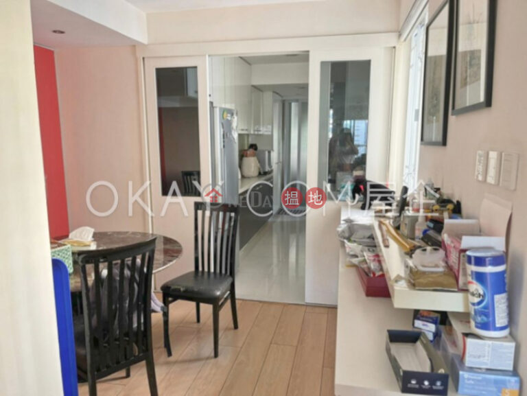 Efficient 4 bedroom with balcony & parking | For Sale