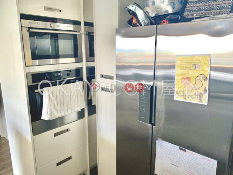 Unique 3 bedroom with balcony & parking | For Sale