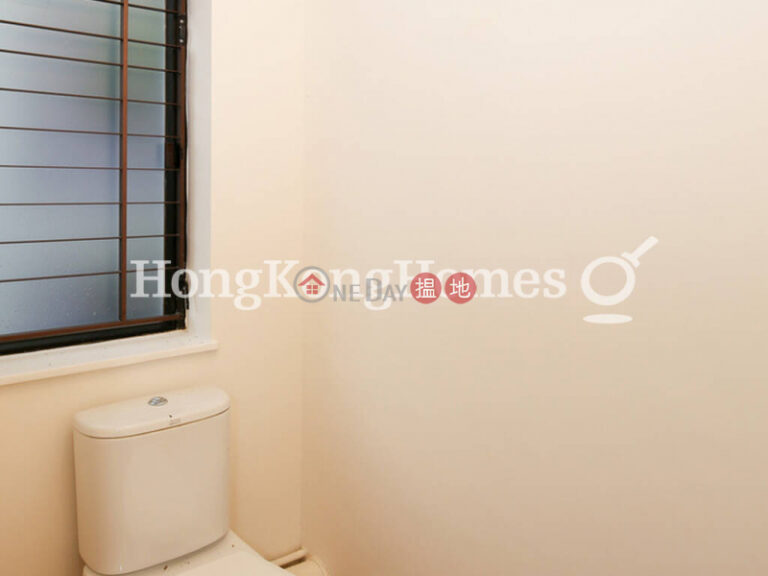 4 Bedroom Luxury Unit for Rent at Pine Grove Block 4