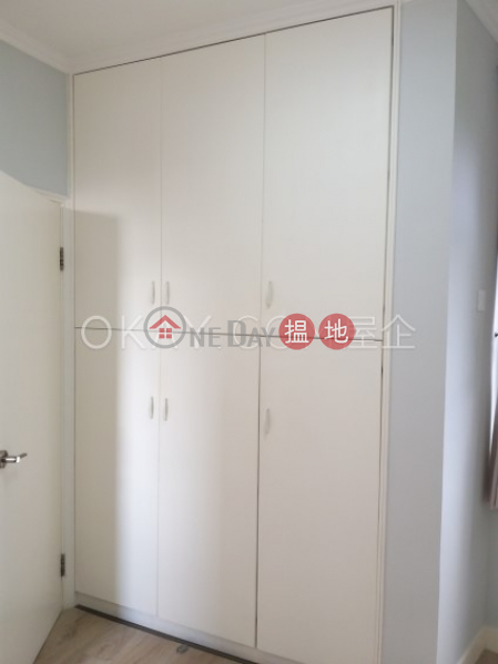 Efficient 3 bed on high floor with sea views & balcony | For Sale