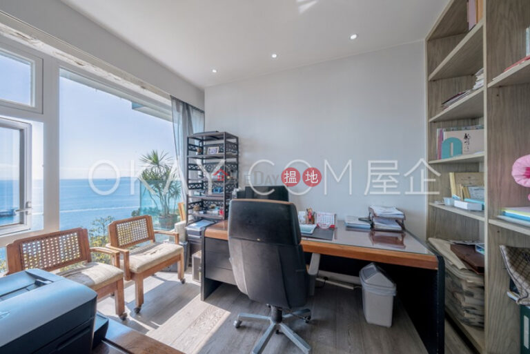 Beautiful 2 bedroom with balcony & parking | For Sale