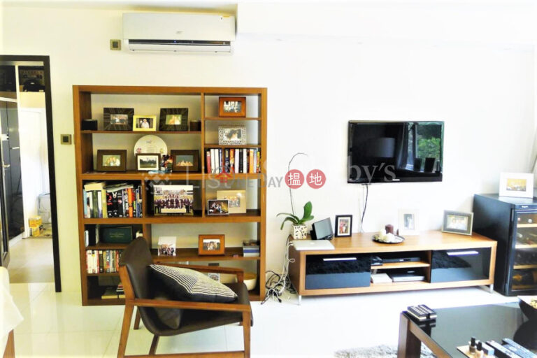 Property for Sale at Block 28-31 Baguio Villa with 2 Bedrooms