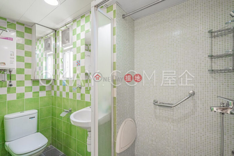 Efficient 2 bedroom with balcony & parking | For Sale