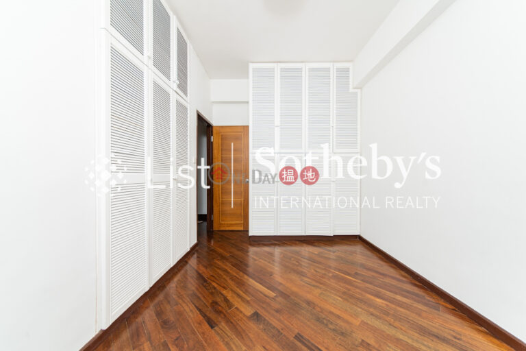 Property for Rent at 6 - 12 Crown Terrace with 3 Bedrooms
