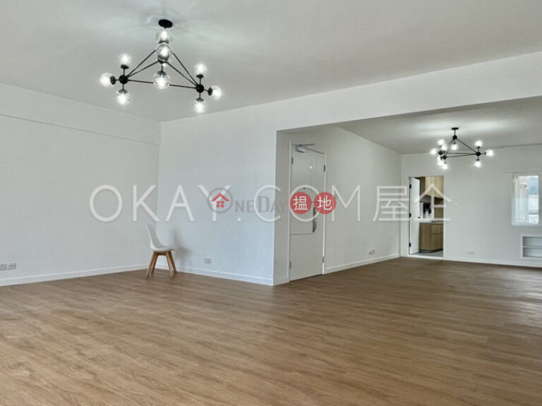 Efficient 4 bedroom with balcony & parking | Rental