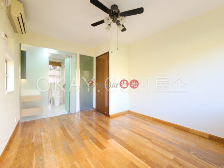 Lovely 2 bedroom with parking | Rental