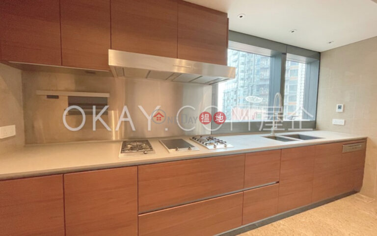 Rare 3 bedroom with balcony | Rental