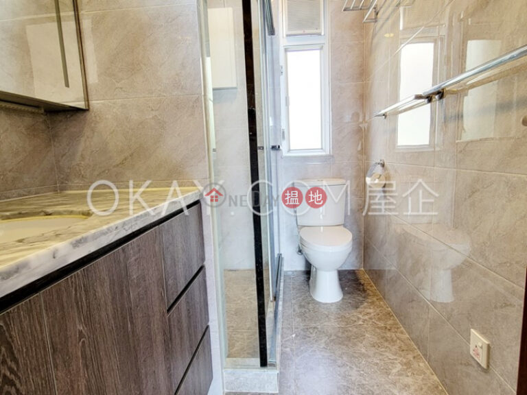 Rare 3 bedroom with sea views, balcony | Rental