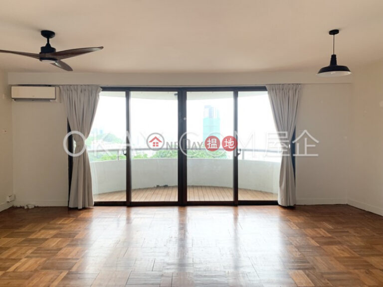 Stylish 3 bedroom with balcony & parking | For Sale