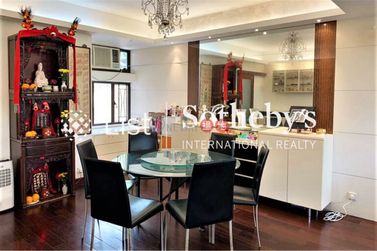 Property for Sale at Fulham Garden with 3 Bedrooms