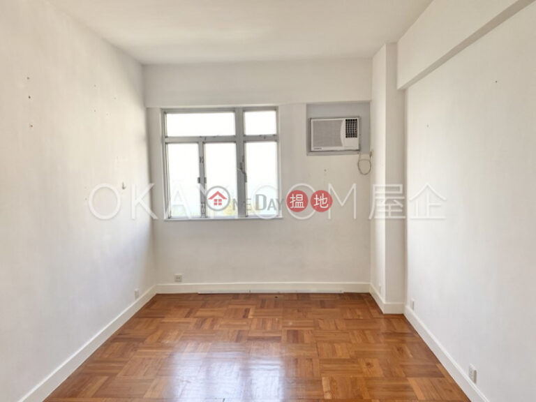 Efficient 4 bedroom with sea views, balcony | Rental