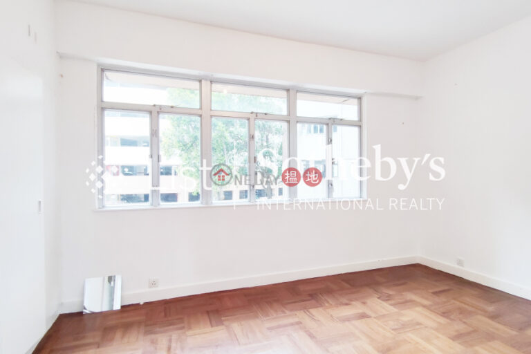 Property for Rent at Scenic Villas with 4 Bedrooms