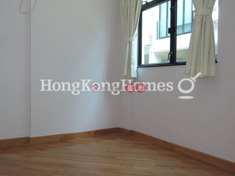 3 Bedroom Family Unit at CNT Bisney | For Sale