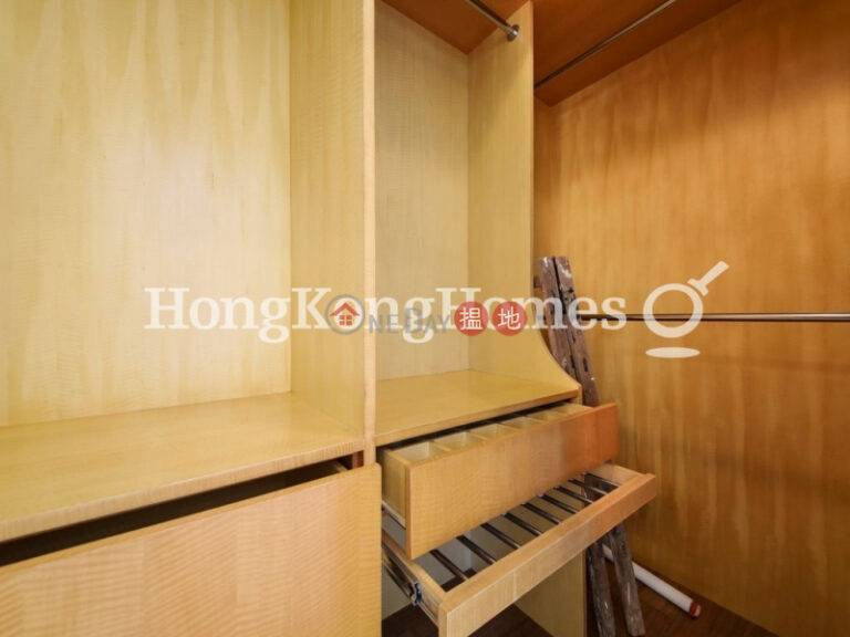 2 Bedroom Unit for Rent at Block 25-27 Baguio Villa