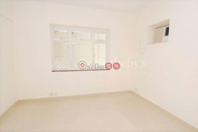 Property for Sale at Block 28-31 Baguio Villa with 2 Bedrooms