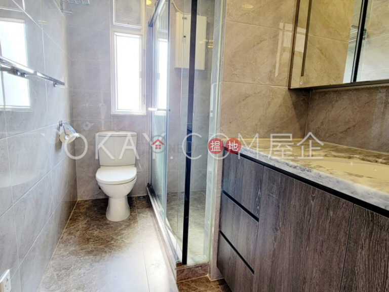 Rare 3 bedroom with sea views, balcony | Rental