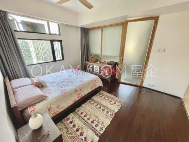 Efficient 3 bedroom with balcony & parking | For Sale