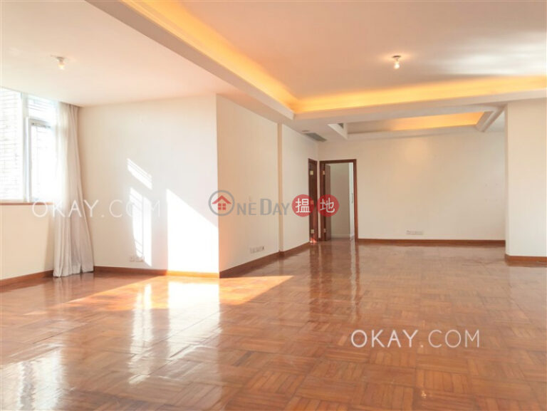 Stylish 4 bedroom on high floor with rooftop | Rental